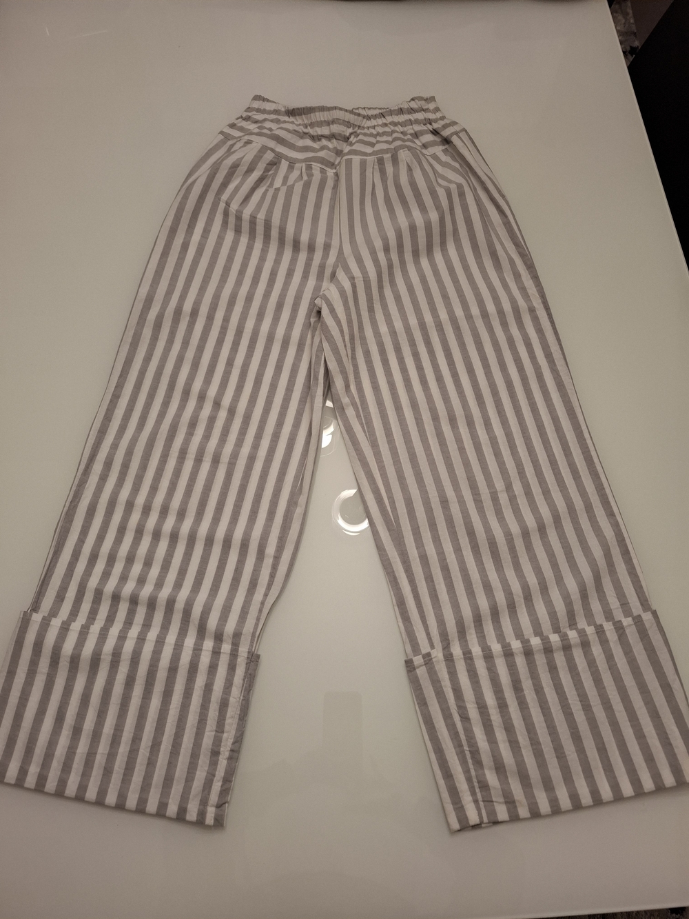 Striped Wide-Leg Women's Pants - Gray/White